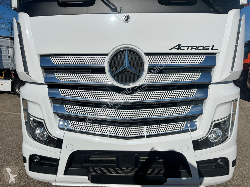 Cabeza tractora Mercedes 1951 LS