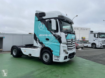 Cabeza tractora Mercedes nueva