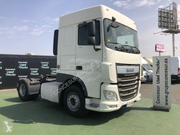 Traktor DAF