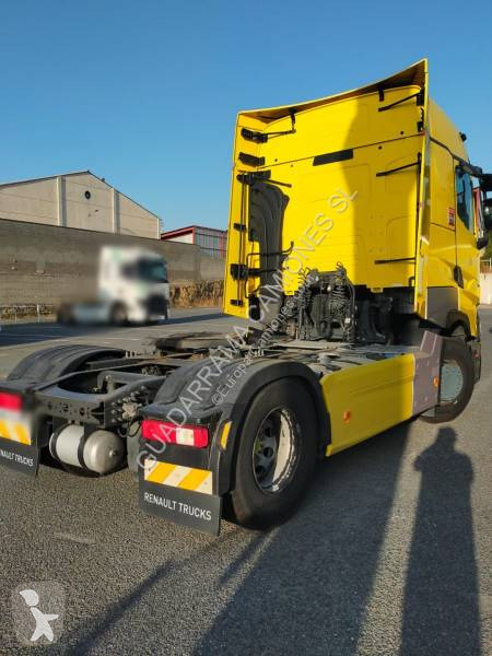 Cabeza tractora Renault