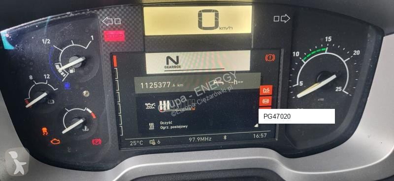 Traktor Renault T