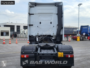 Traktor Mercedes