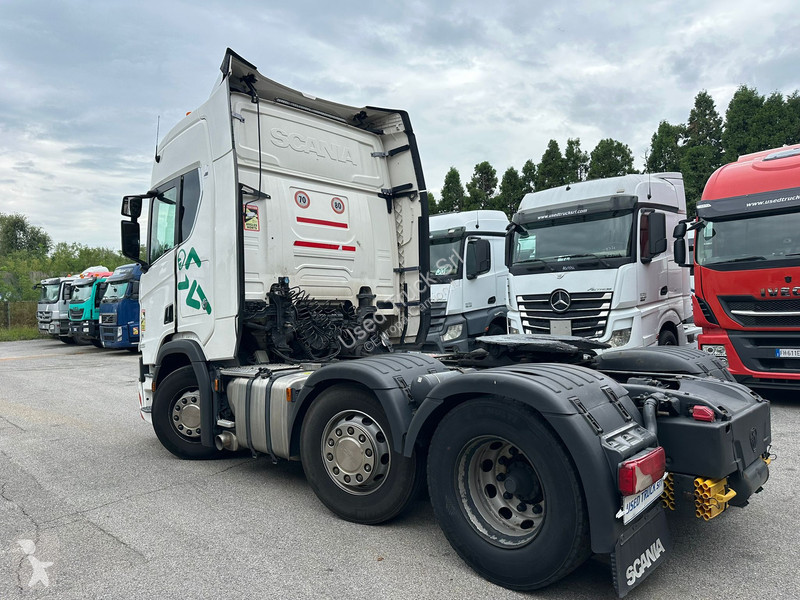 Traktor Scania 520