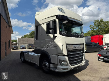 Traktor DAF
