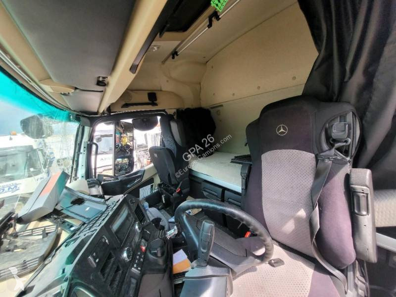 Traktor Mercedes