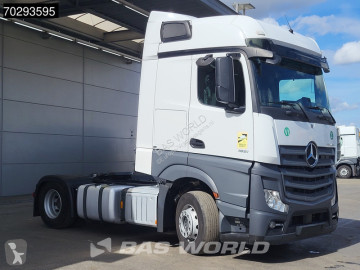 Cabeza tractora Mercedes