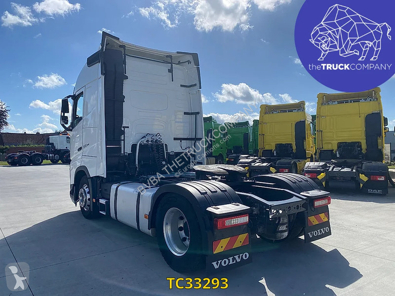 Traktor Volvo 500