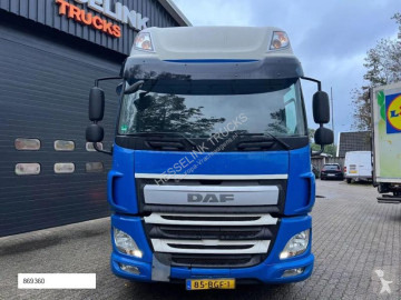 Tracteur DAF