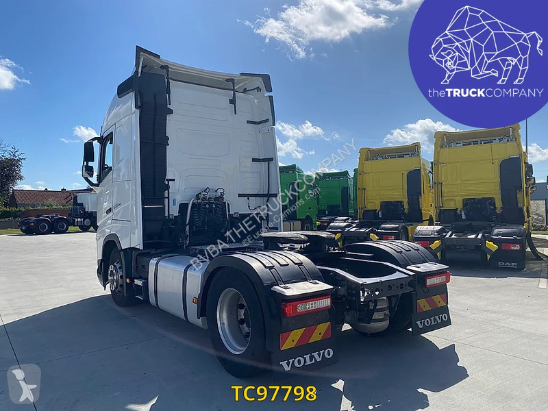 Traktor Volvo 500