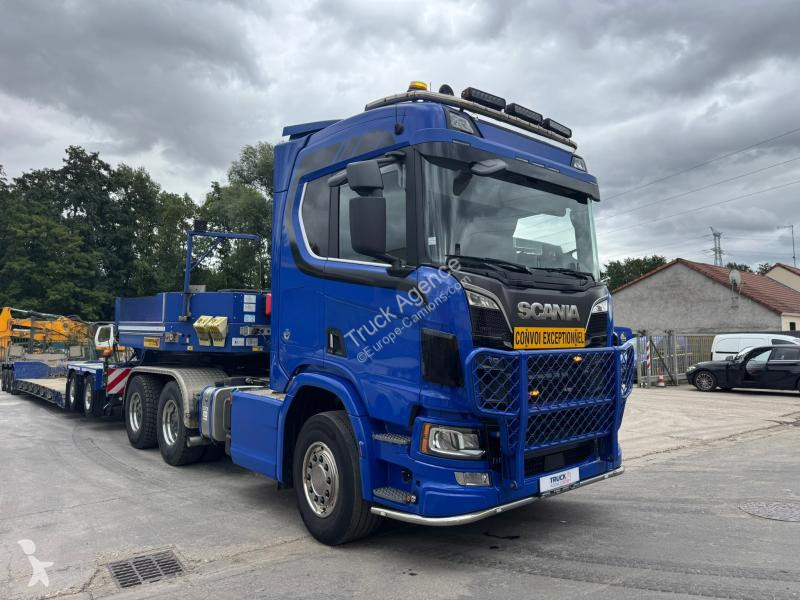 Traktor Scania V8 650 A6X4HZ C20N