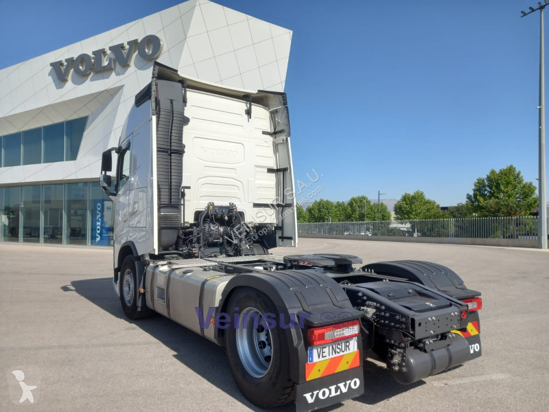 Traktor Volvo 4 I-SAVE