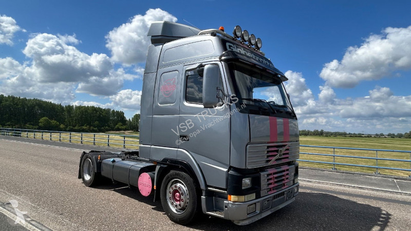 Traktor Volvo 12380