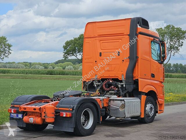 Traktor Mercedes ACTROS 1843 LS STREAMSPACE 250