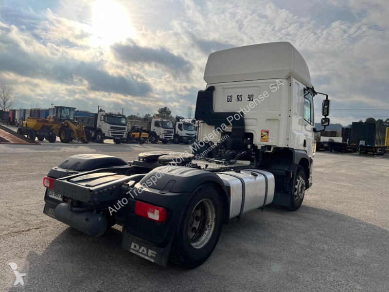 Traktor DAF 440