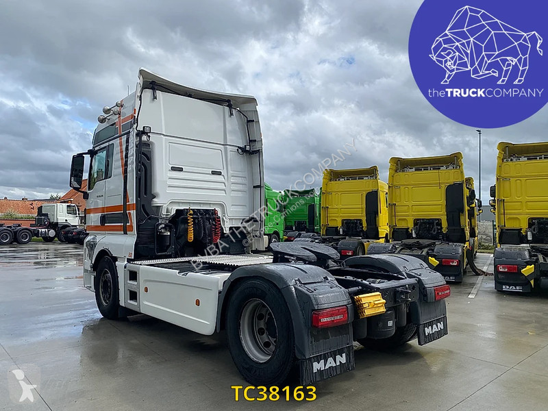 Traktor MAN 470