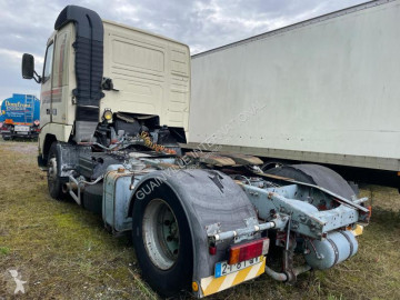 Cap tractor Volvo