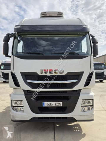 Cabeza tractora Iveco