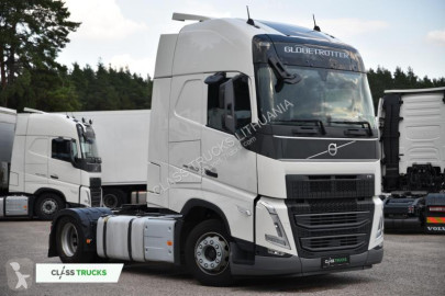 Cabeza tractora Volvo