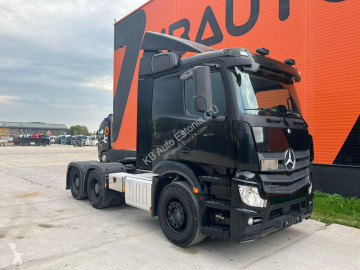 Traktor Mercedes