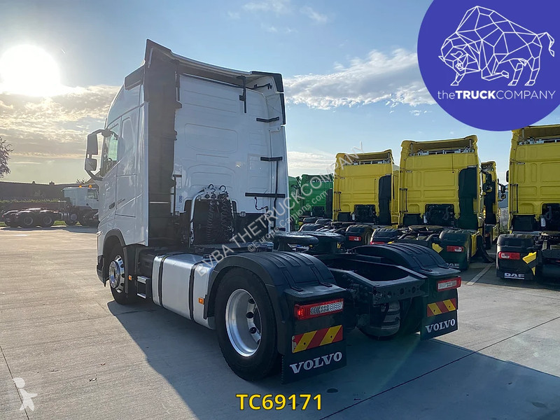 Traktor Volvo 500