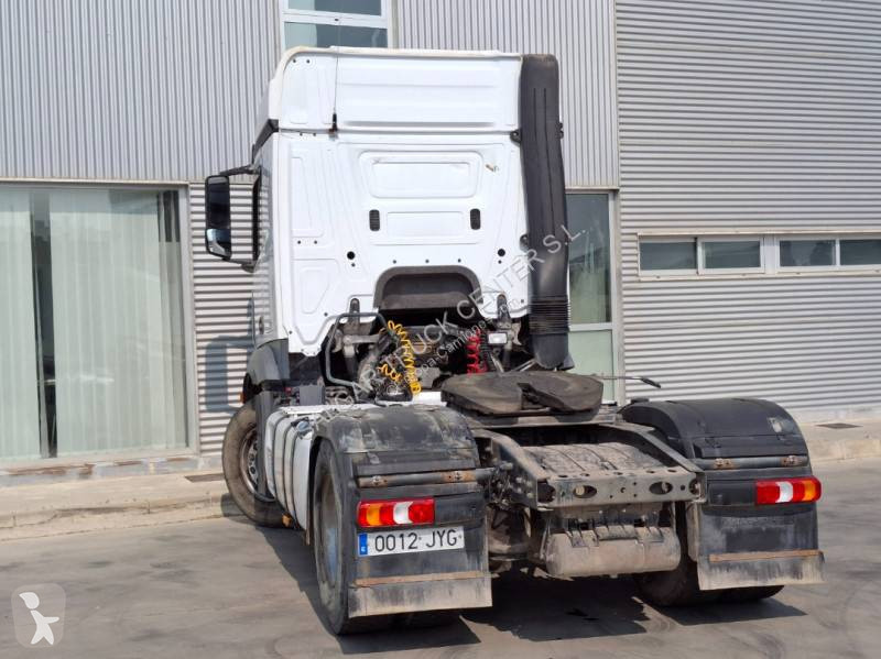 Traktor Mercedes