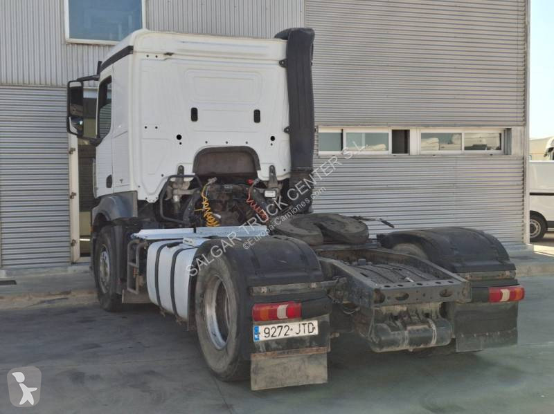 Traktor Mercedes