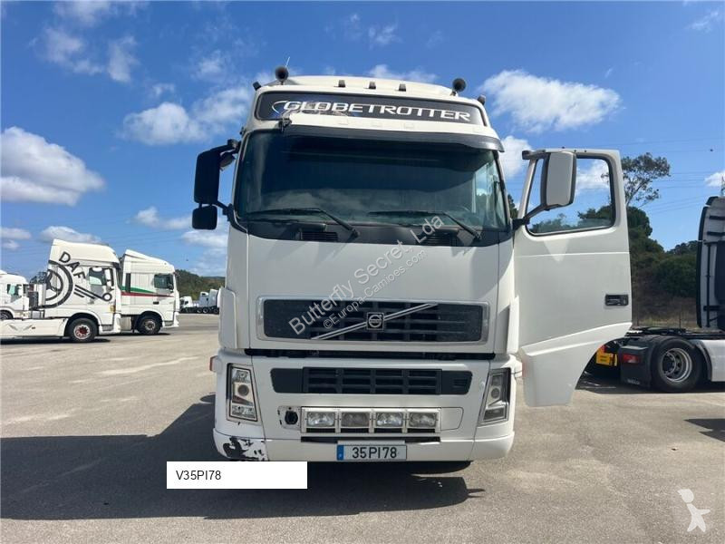 Cap tractor Volvo -37