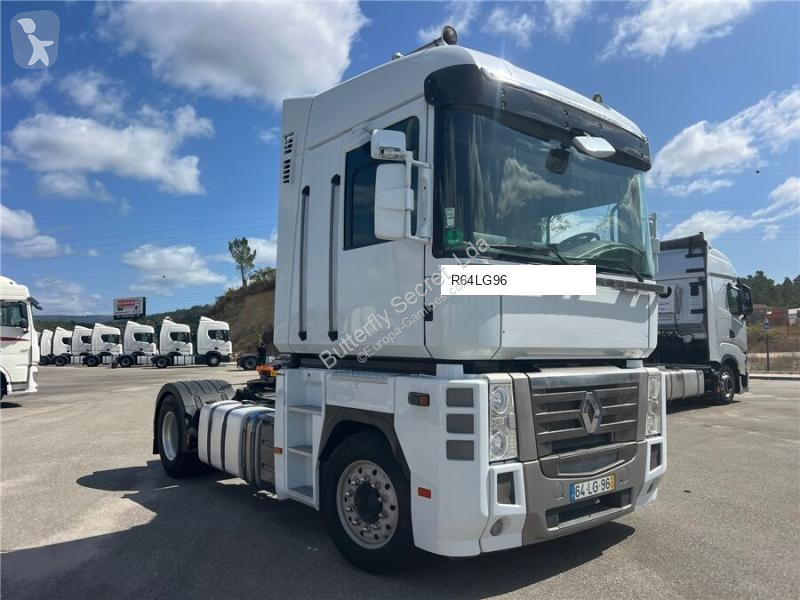 جرار Renault AE 440