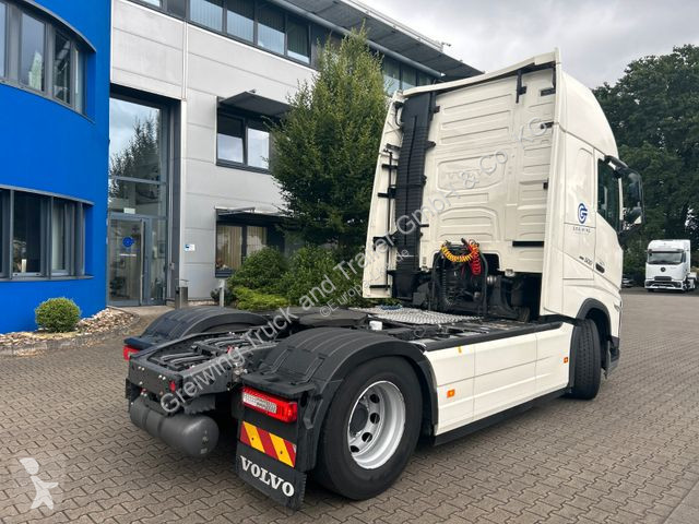 جرار Volvo 500 4x2, Retarder, Glob. XL, Turbocomp.