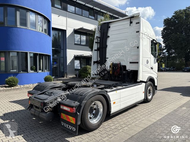 جرار Volvo 500 4x2, Globetrotter XL, Retarder,...