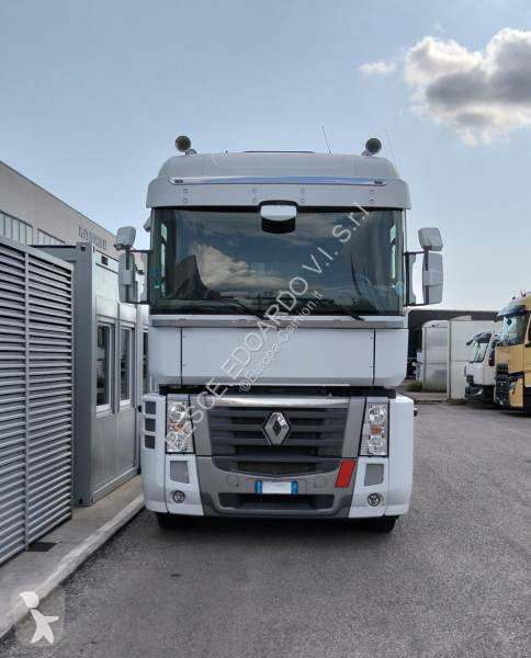 جرار Renault