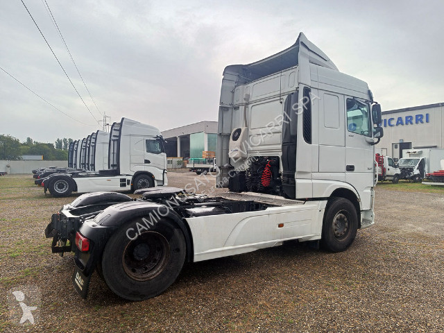 جرار DAF XF 530