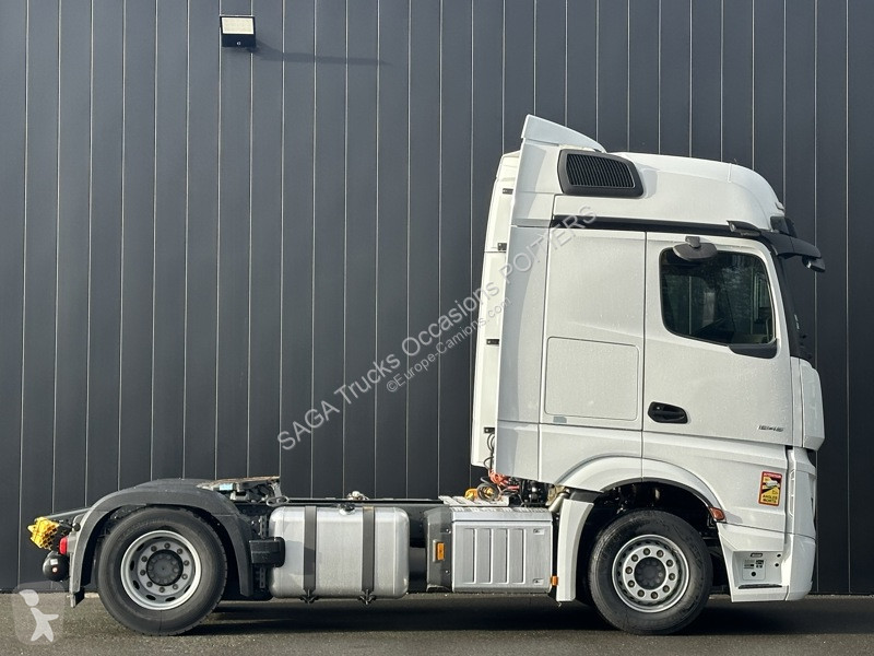 Traktor Mercedes 1845 LS 4x2 BigSpace 2.50M