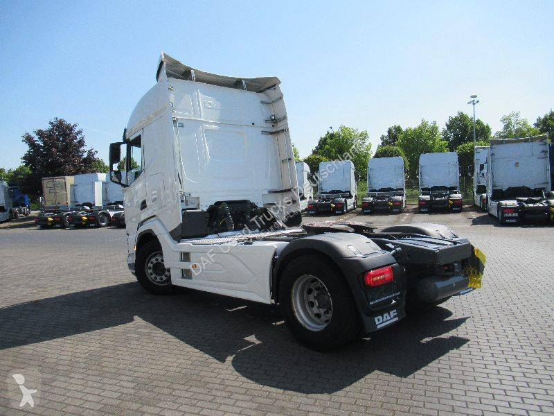 جرار DAF XFn  FT 4X2