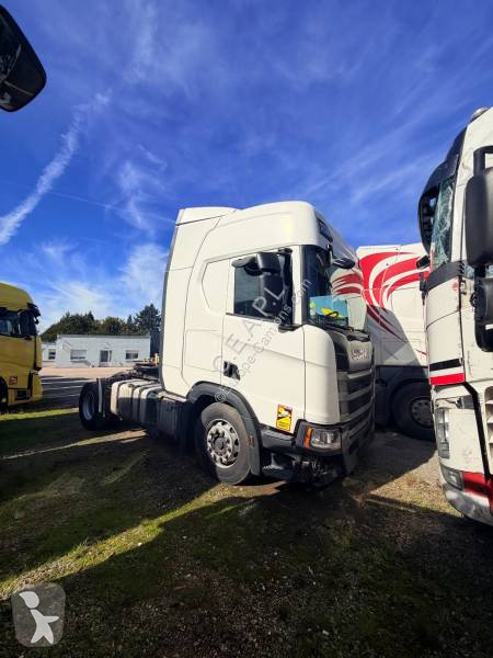 جرار Scania