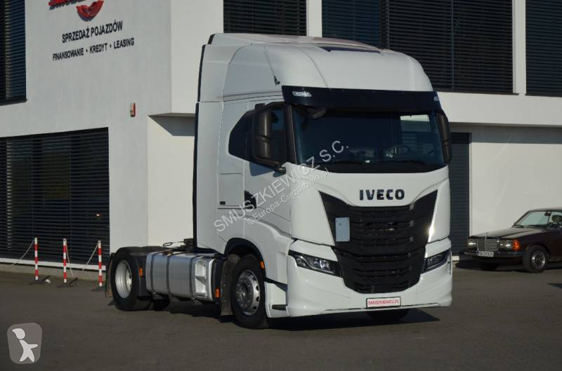 جرار Iveco