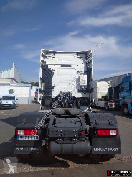 جرار Renault
