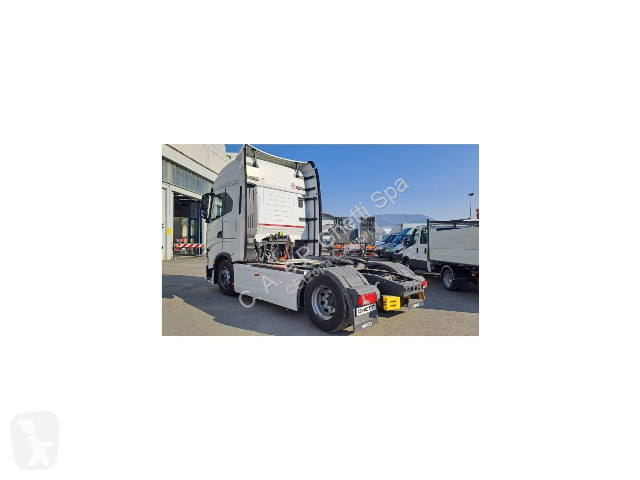 جرار Iveco S-Way AS440S48T/P