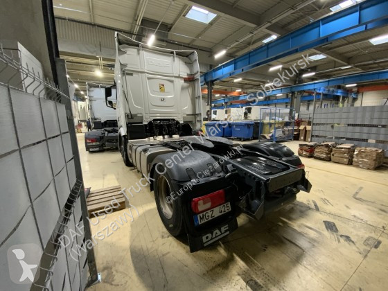 Tahač DAF XFn  FT 4X2