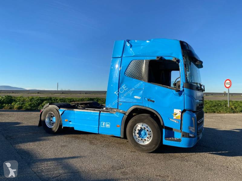 جرار Volvo