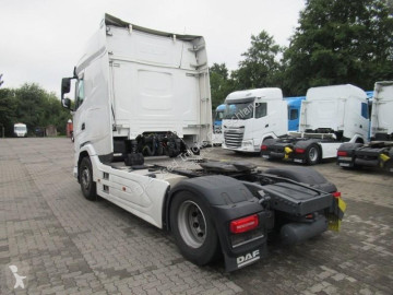 جرار DAF 480 XG FT 4X2