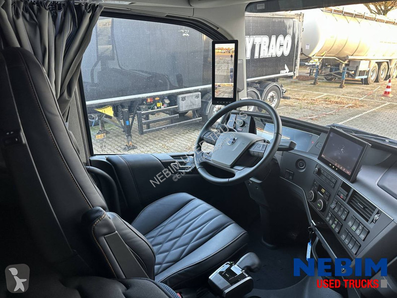 جرار Volvo 500 AERO - 25 Year Limited Edition