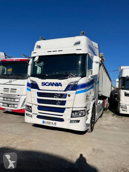جرار Scania