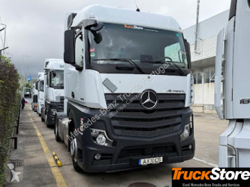 جرار Mercedes