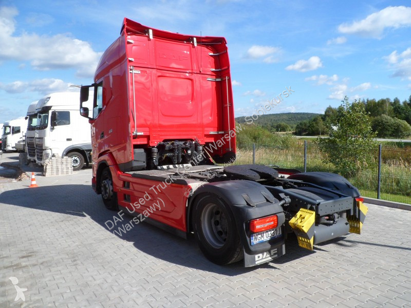 Cap tractor DAF XG  FT 4X2