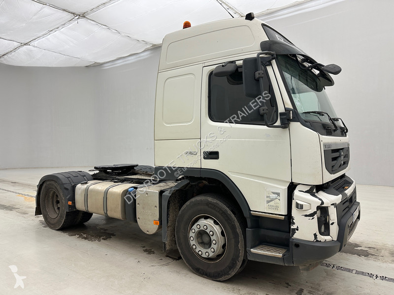 جرار Volvo 450
