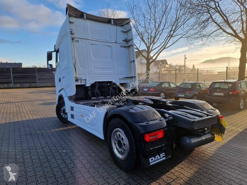 جرار DAF XG  FT 4X2