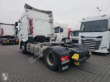 جرار DAF 480 XFn FT 4X2