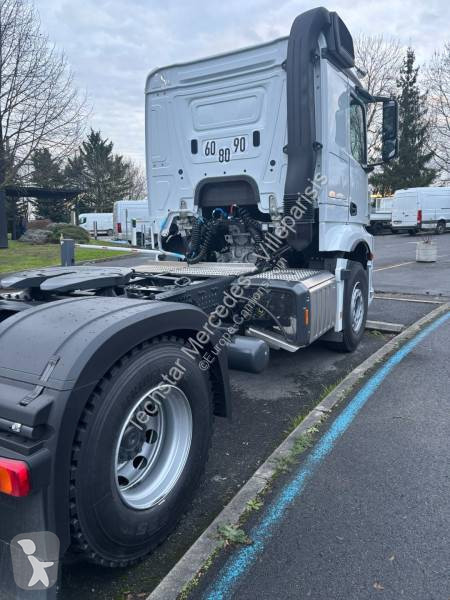 جرار Mercedes
