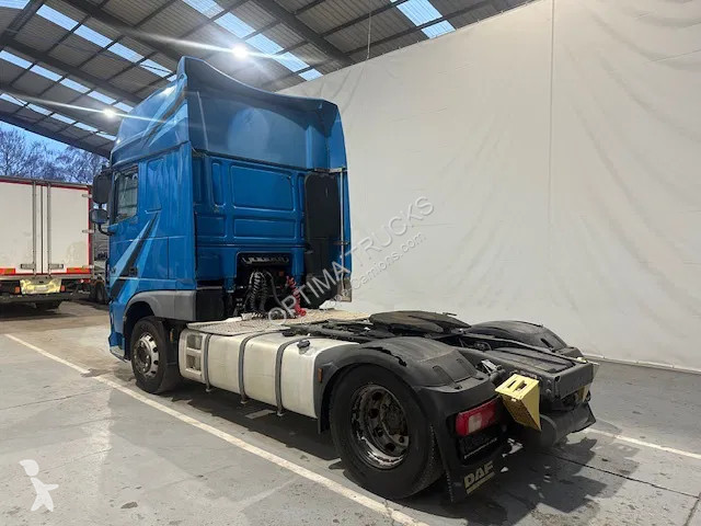 جرار DAF 106460 SUPERSPACECAB